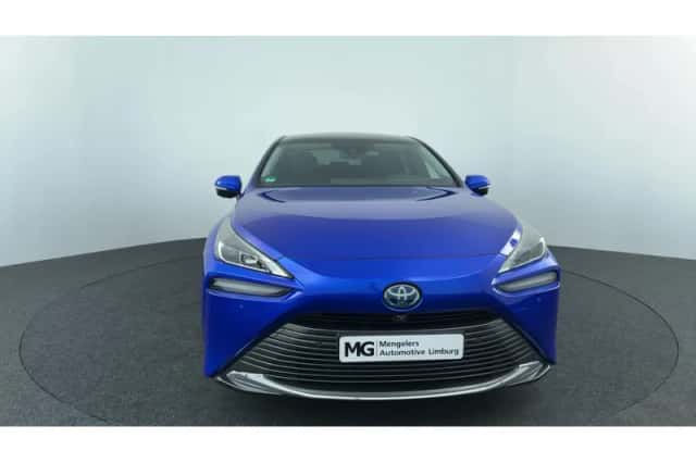 Toyota Mirai (2021) thumbnail 8