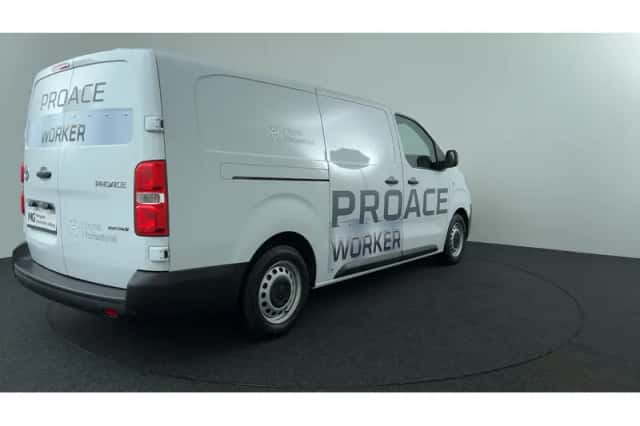 Toyota Proace (2024) thumbnail 5