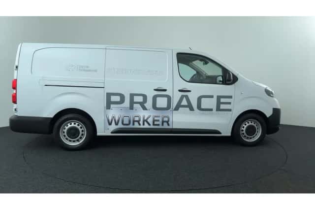 Toyota Proace (2024) thumbnail 6