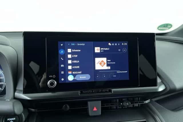 Toyota C-HR (2025) thumbnail 18