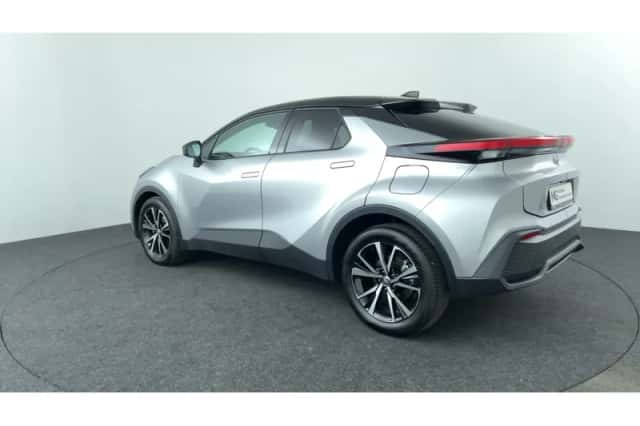Toyota C-HR (2025) thumbnail 3