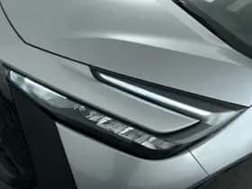 Toyota C-HR (2025) thumbnail 9