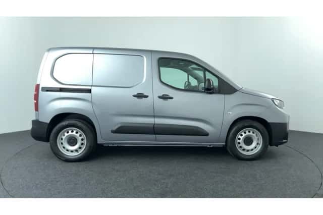 Toyota Proace (2025) thumbnail 4