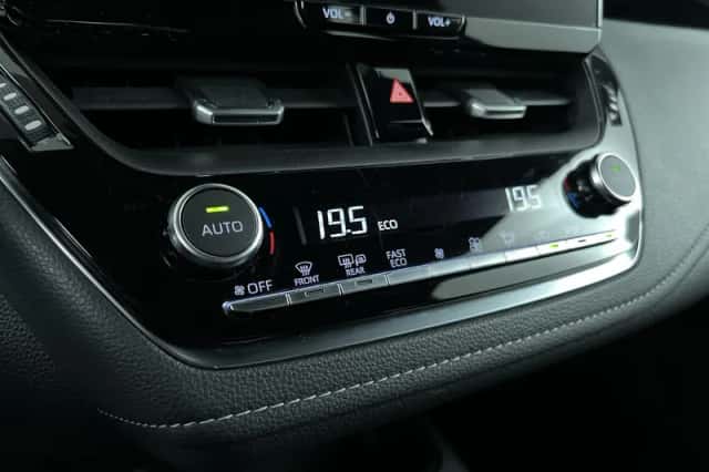 Toyota Corolla (2025) thumbnail 21