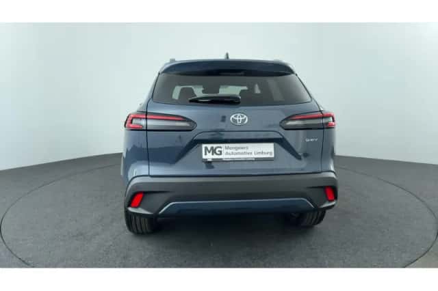 Toyota Corolla (2025) thumbnail 4