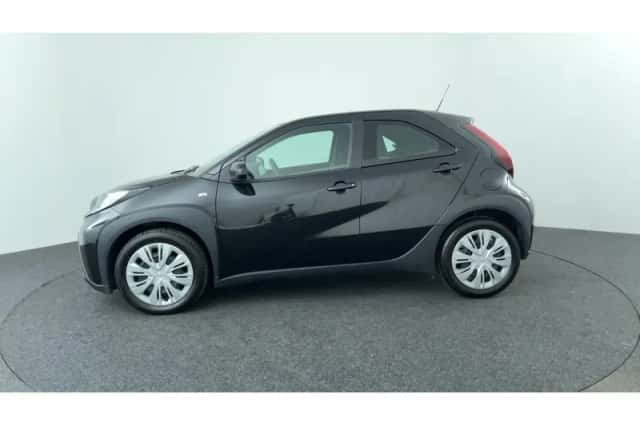 Toyota Aygo X (2024) thumbnail 2