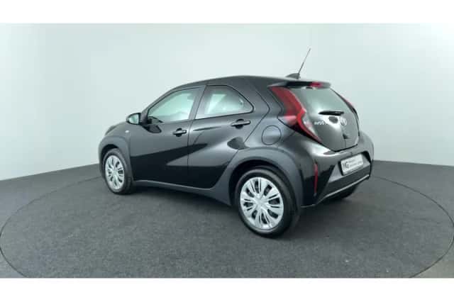Toyota Aygo X (2024) thumbnail 3