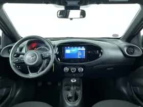 Toyota Aygo X (2024) thumbnail 24