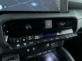 Toyota Land Cruiser (2025) thumbnail 24