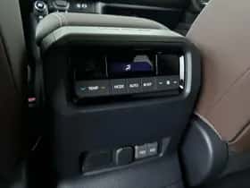 Toyota Land Cruiser (2025) thumbnail 33