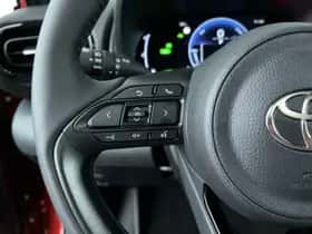 Toyota Yaris Cross (2025) thumbnail 15