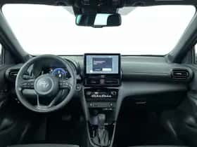 Toyota Yaris Cross (2025) thumbnail 25