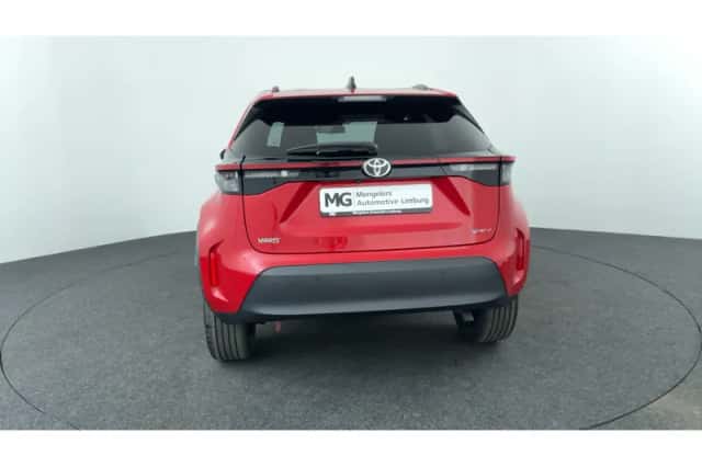Toyota Yaris Cross (2025) thumbnail 4