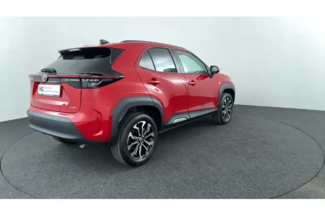 Toyota Yaris Cross (2025) thumbnail 5
