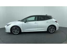 Toyota Corolla (2025) thumbnail 2