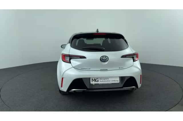 Toyota Corolla (2025) thumbnail 4