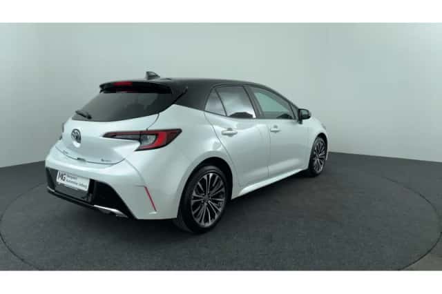 Toyota Corolla (2025) thumbnail 5