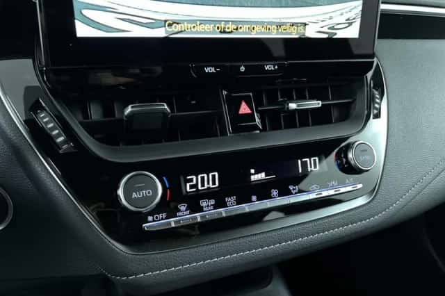 Toyota Corolla (2025) thumbnail 21