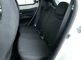 Toyota Aygo X (2022) thumbnail 23