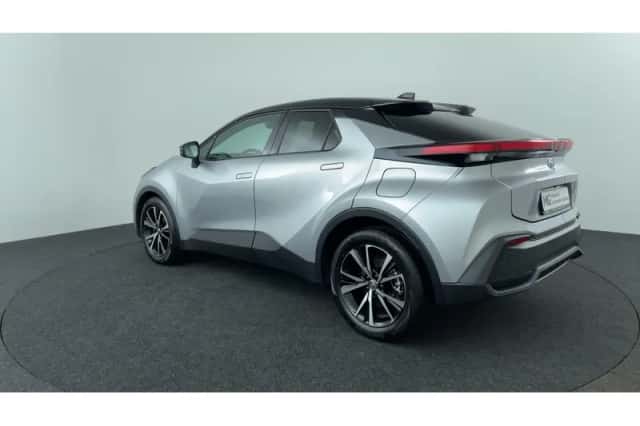 Toyota C-HR (2025) thumbnail 3