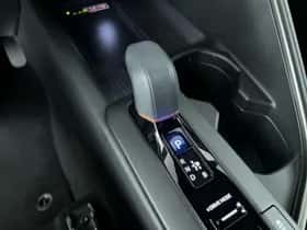 Toyota C-HR (2025) thumbnail 22