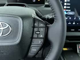Toyota bZ4X (2026) thumbnail 16