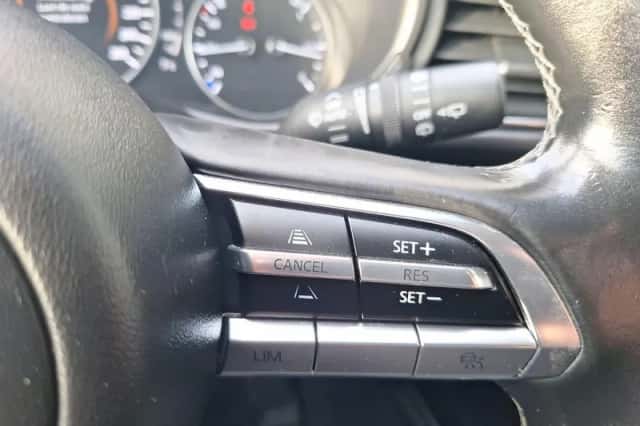 Mazda CX-30 (2023) thumbnail 22
