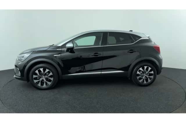 Renault Captur (2022) thumbnail 2