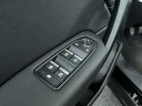Renault Captur (2022) thumbnail 12