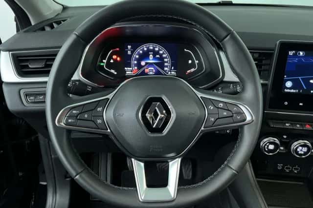 Renault Captur (2022) thumbnail 14
