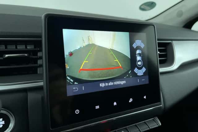 Renault Captur (2022) thumbnail 20