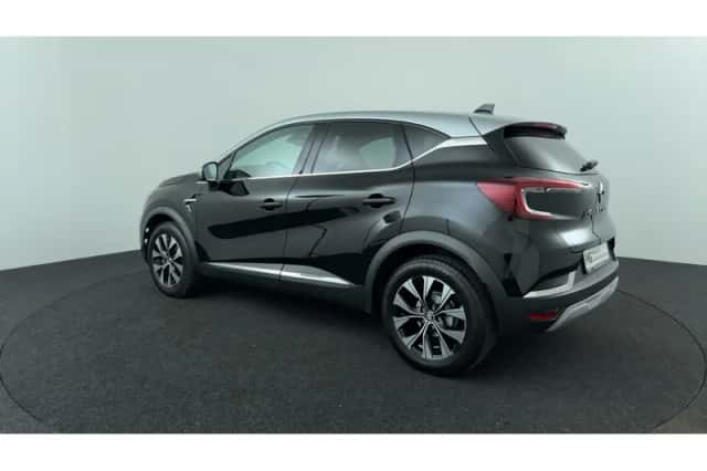 Renault Captur (2022) thumbnail 3