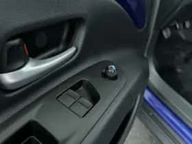 Toyota Aygo X (2024) thumbnail 12