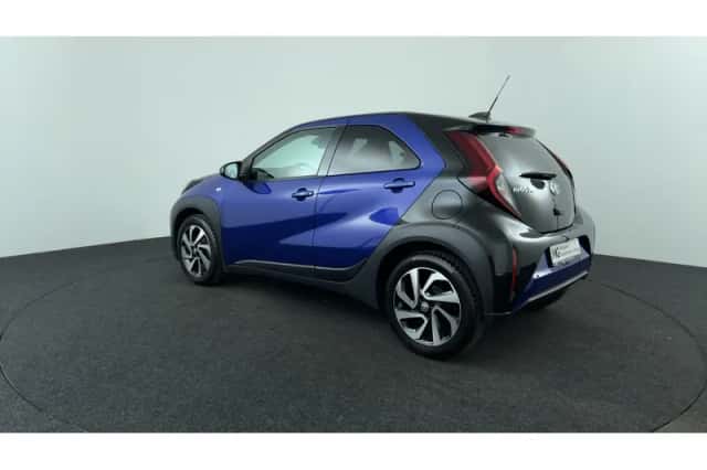 Toyota Aygo X (2024) thumbnail 3