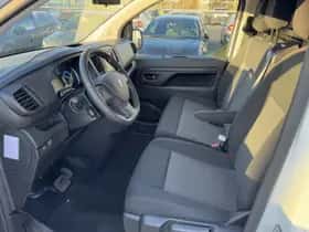 Toyota Proace (2023) thumbnail 11