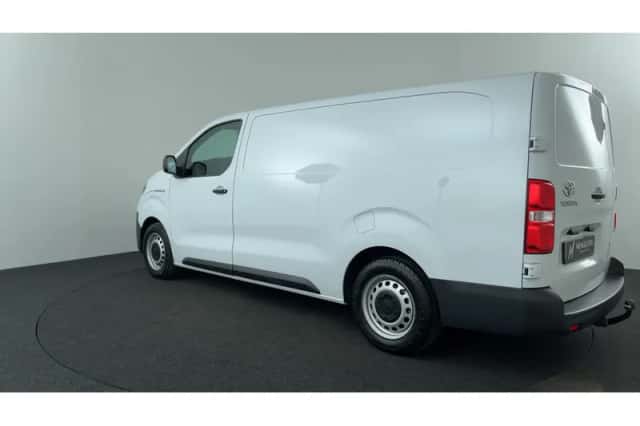 Toyota Proace (2023) thumbnail 3