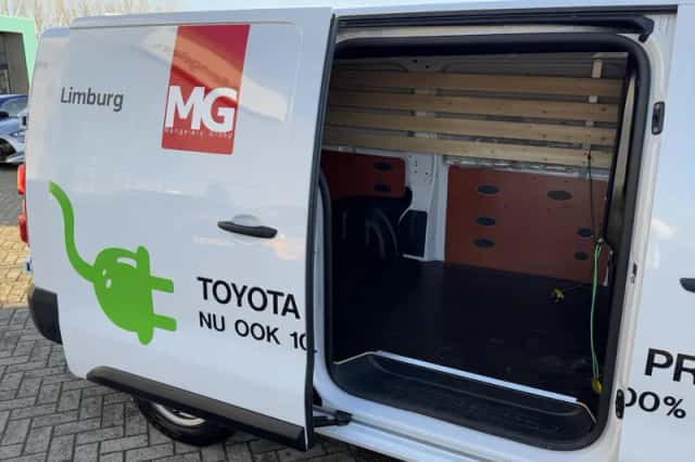 Toyota Proace (2023) thumbnail 22