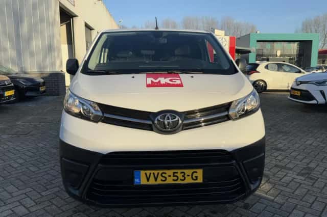 Toyota Proace (2023) thumbnail 9