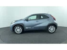 Toyota Aygo X (2025) thumbnail 2