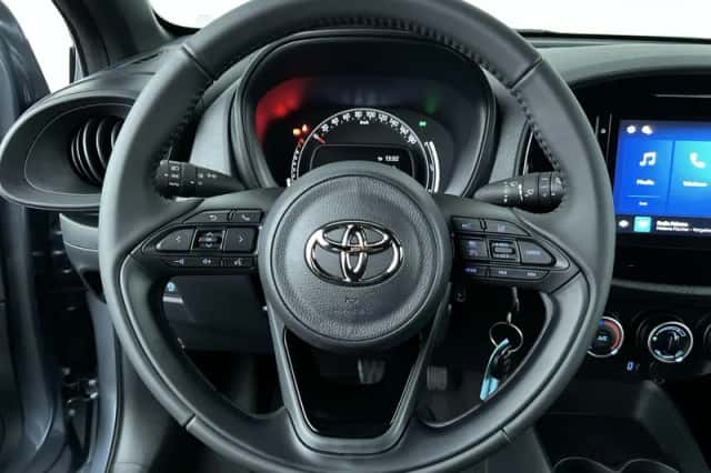 Toyota Aygo X (2025) thumbnail 14