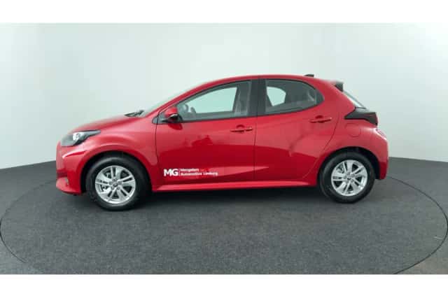 Toyota Yaris (2026) thumbnail 2