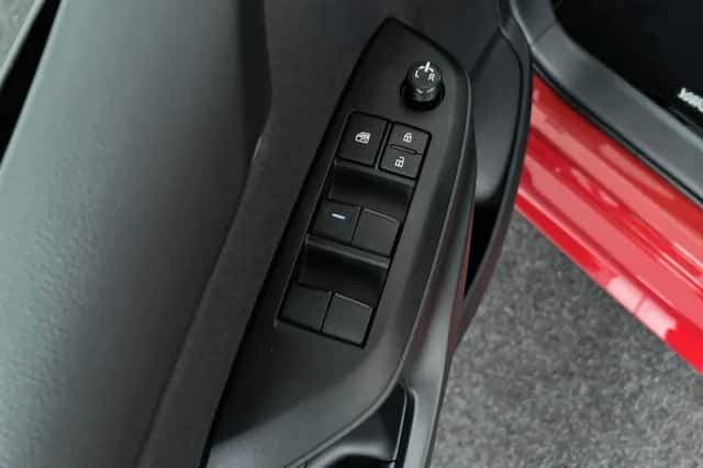 Toyota Yaris (2026) thumbnail 12