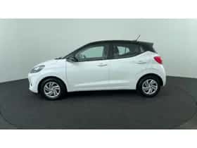 Hyundai i10 (2024) thumbnail 2
