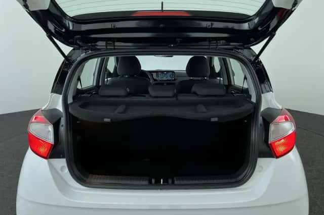 Hyundai i10 (2024) thumbnail 26