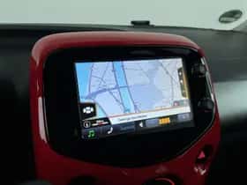 Toyota Aygo (2015) thumbnail 19