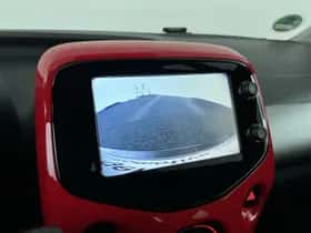 Toyota Aygo (2015) thumbnail 20