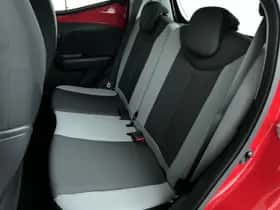 Toyota Aygo (2015) thumbnail 24