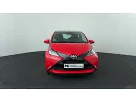 Toyota Aygo (2015) thumbnail 8