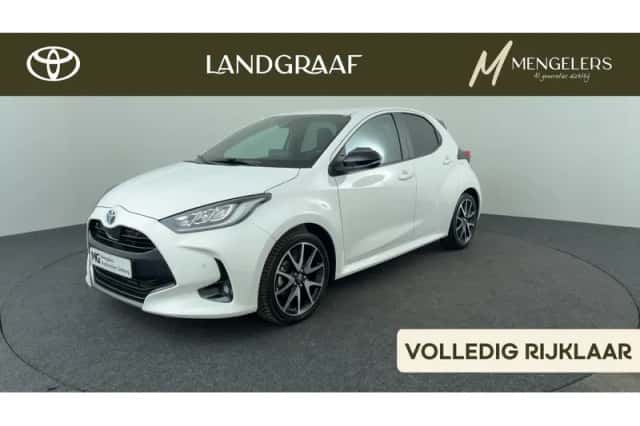 Toyota Yaris (2022) thumbnail 1