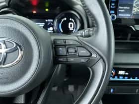 Toyota Yaris (2022) thumbnail 16